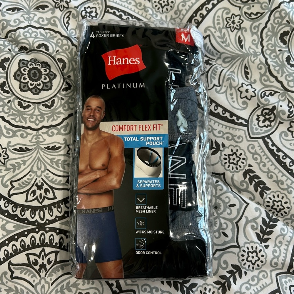 Hanes Platinum Comfort Flex Fit Boxer Briefs 4 pack